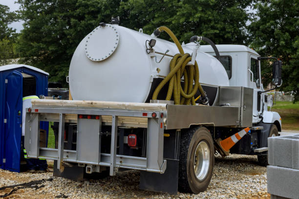 Best Portable toilet rental cost  in Greenhills, OH